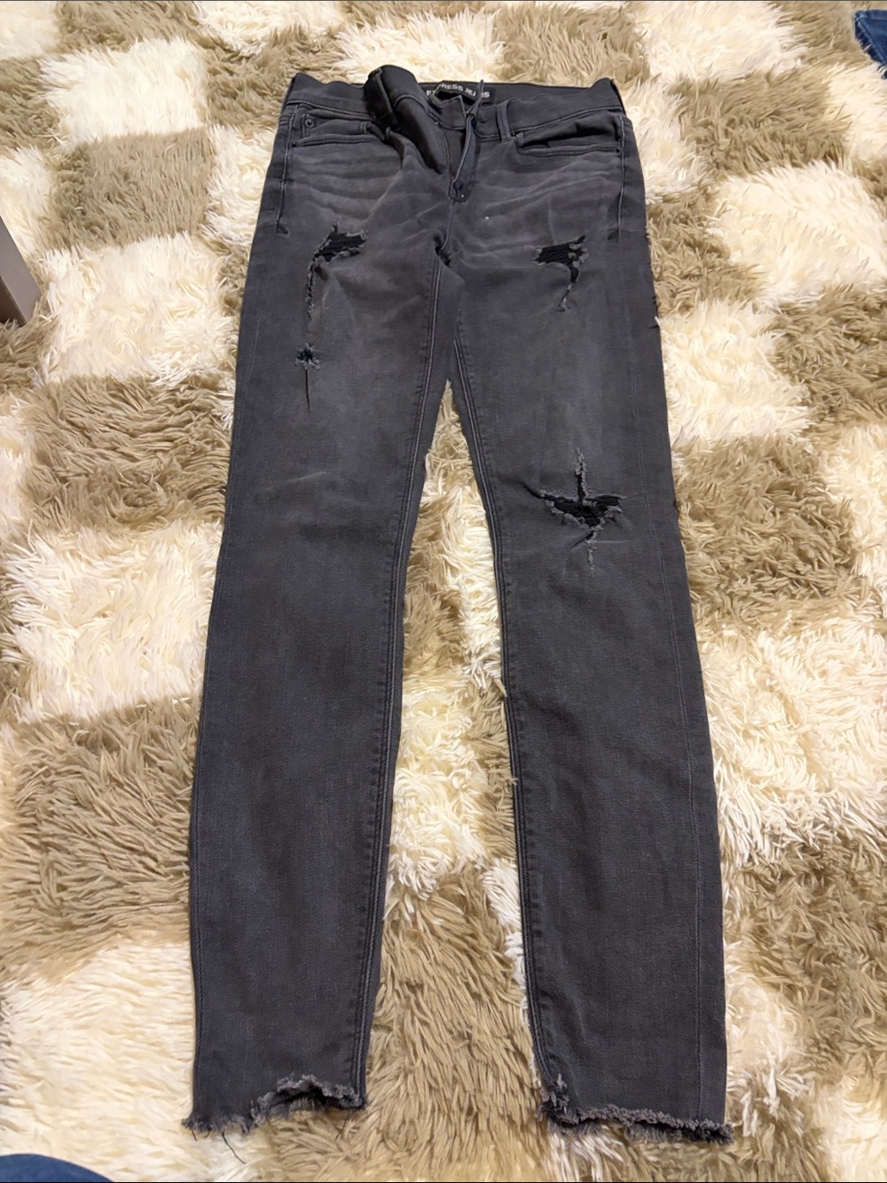 Express Women’s Black Distressed Slim Jeans